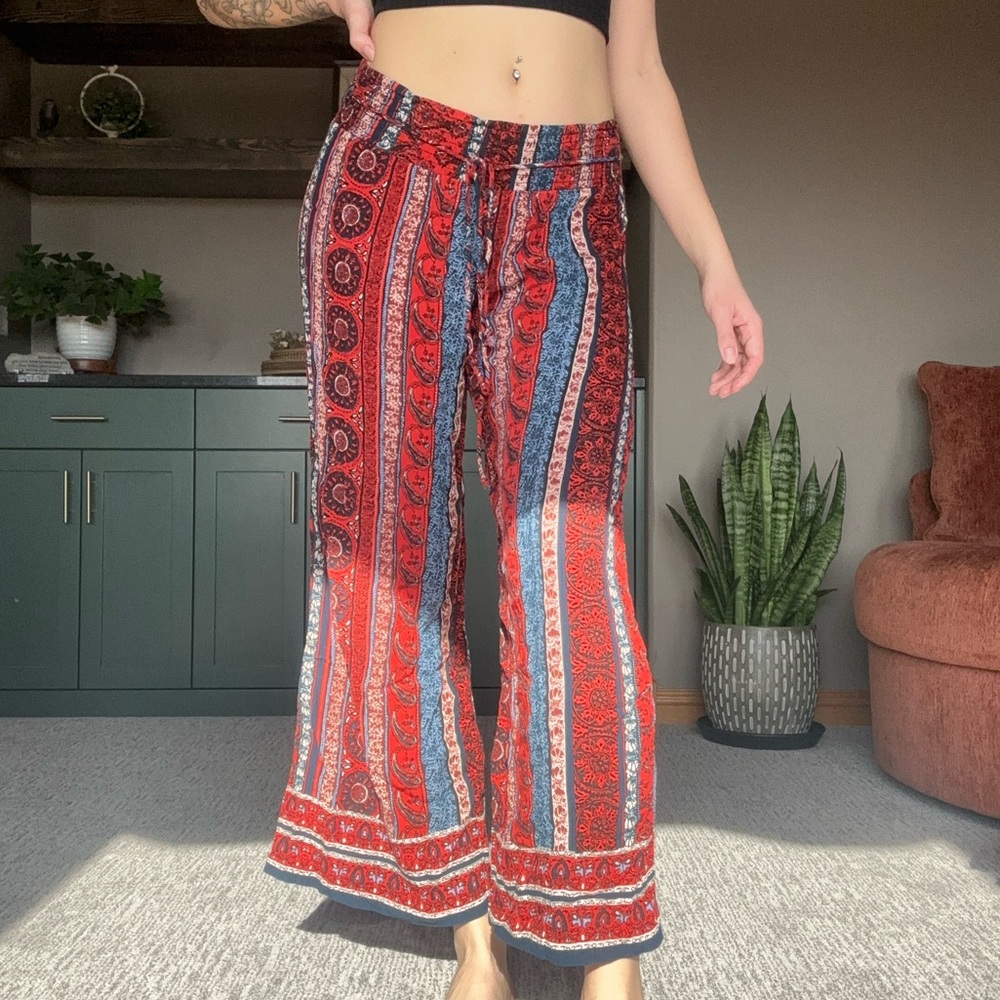Women’s Wide Leg Pants